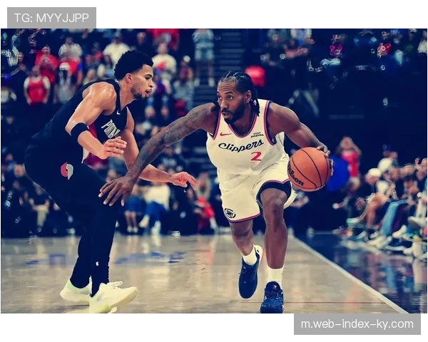 布伦森谈团队防守基石 沟通与责任感成就近期六连胜 布伦森谈团队防守基石 沟通与责任感成就近期六连胜